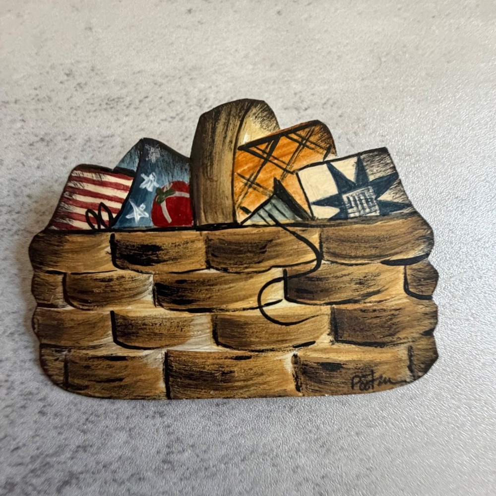Vintage 1996 Putnam Hand Painted Brooch Americana Basket Folk Art Pin Patriotic